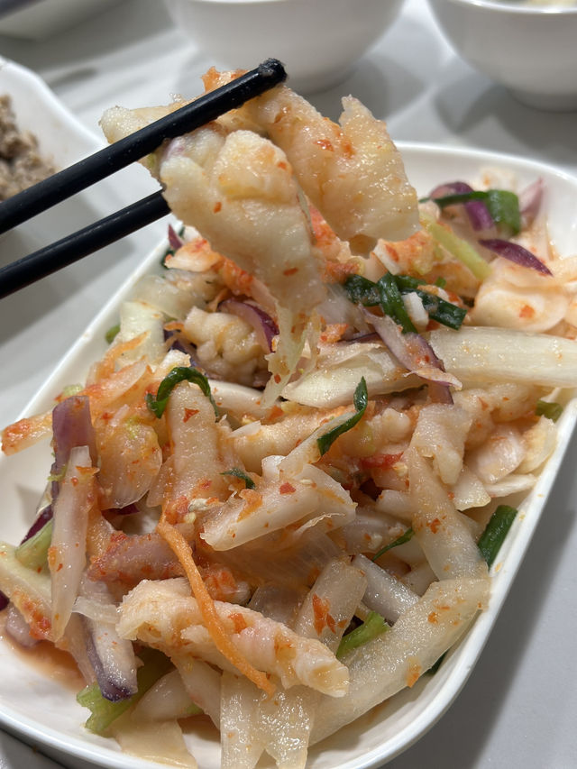 旺角通菜街$1任選四款泰菜🇹🇭😍
