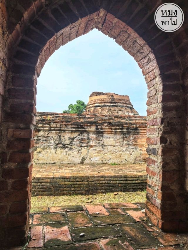 เจดีย์ประธานวัดกุฎีดาว: สัญลักษณ์แห่งความรุ่งเรือง