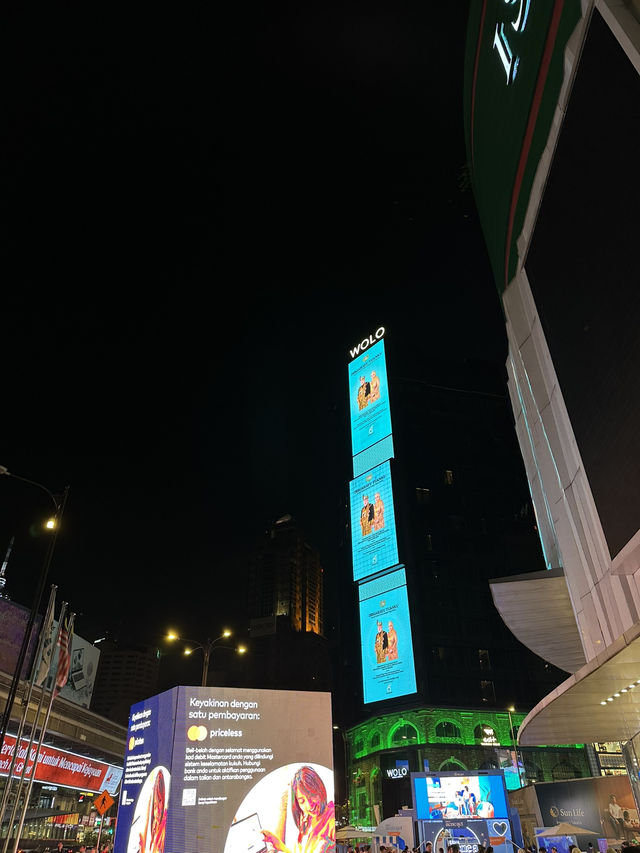 “Khám Phá Kuala Lumpur: Bí Kíp Di Chuyển Miễn Phí Đến Petronas KLCC & Từ Sân Bay Về Khách Sạn”