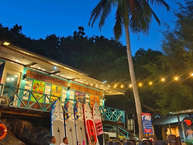 Pulau Aur "The Rock Resort" Mersing, Malaysia