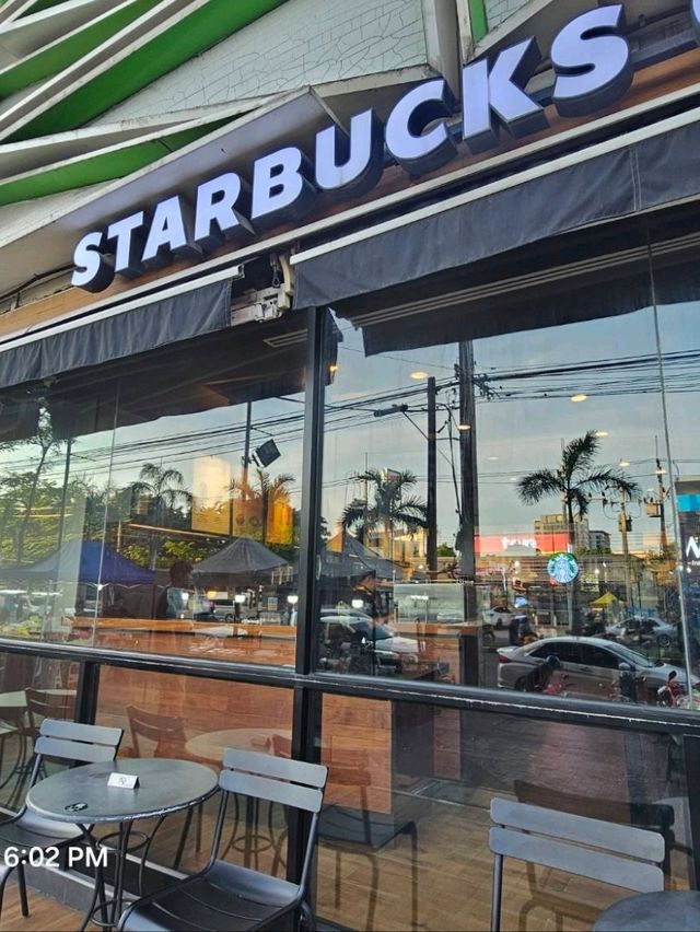 ☕ รีวิว Starbucks แหลมทองบางแสน – มัทฉะหอม