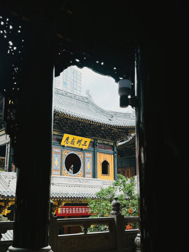 Luohan Temple （罗汉寺）   “วัดหลัวฮั่น” ฉงฉิง