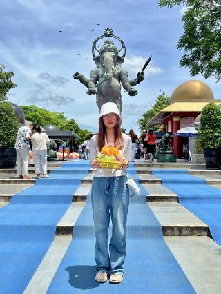 Review of the Standing Ganesha Statue in Chachoengsao