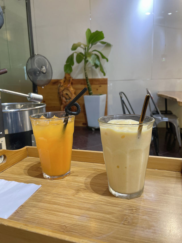 ｜越南｜河內Gau Coffee & Bakery-老街裡的療癒系甜點咖啡店