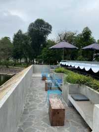 The Sipping Bar