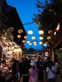 ชมโคมสวยๆที่เมืองเก่าฮานอย