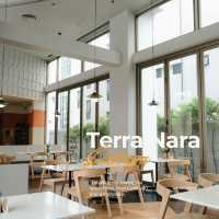 🏨 Terra Nara Pattaya – ที่พักสไตล์มินิมอล