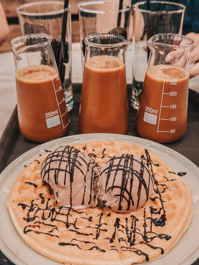 Kluang’s Coffee Charm – A Chill Stop at The Kopi Factory Café 