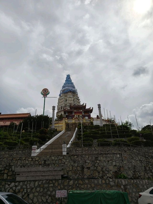 Exploring the Grandeur of Kek Lok Si Temple