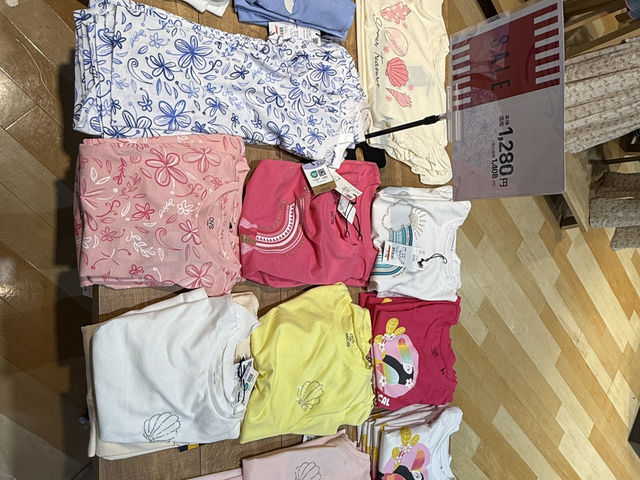 日本大型超市里的意大利小孩品牌