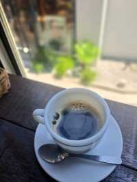 【神戸】木漏れ日感じるカフェ空間でヴィーガンランチ♪