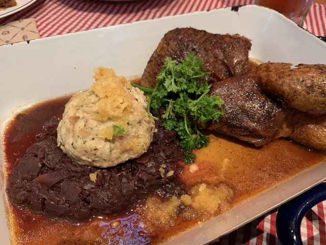 🍺 Paulaner Bräuhaus — A Hearty Midday Escape to Bavaria