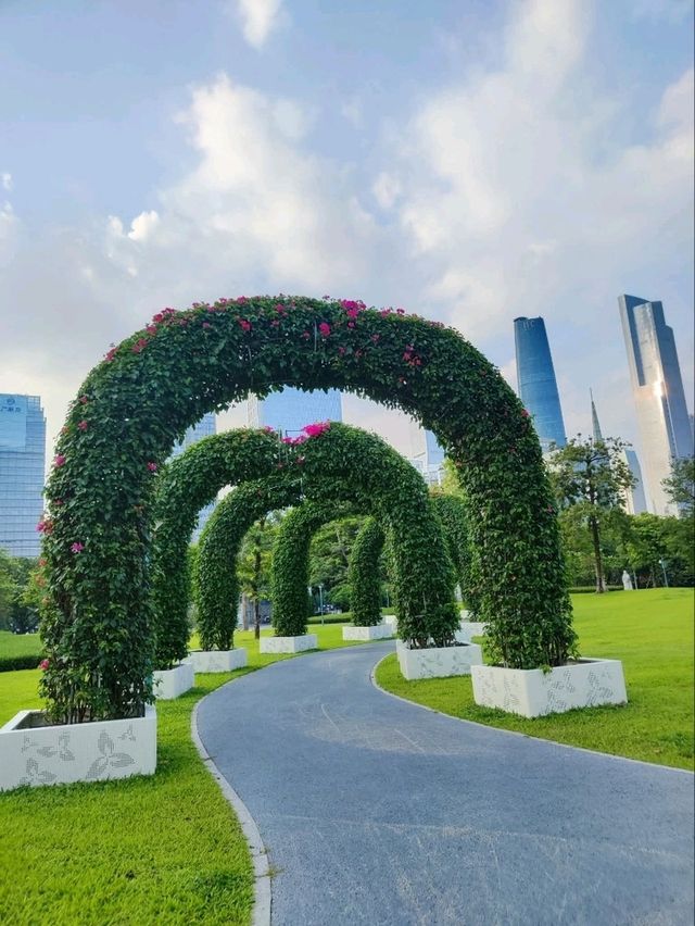“The Rainbow Needle of Guangzhou”