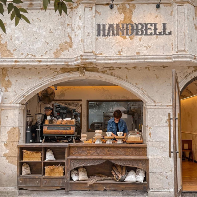 🛎️ 𝐇𝐀𝐍𝐃𝐁𝐄𝐋𝐋 Café  เฉิงตูวววววว!!  
