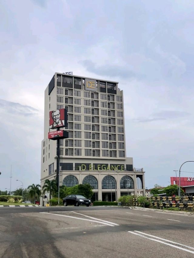 “D Elegance Oasis of Clean Comfort”