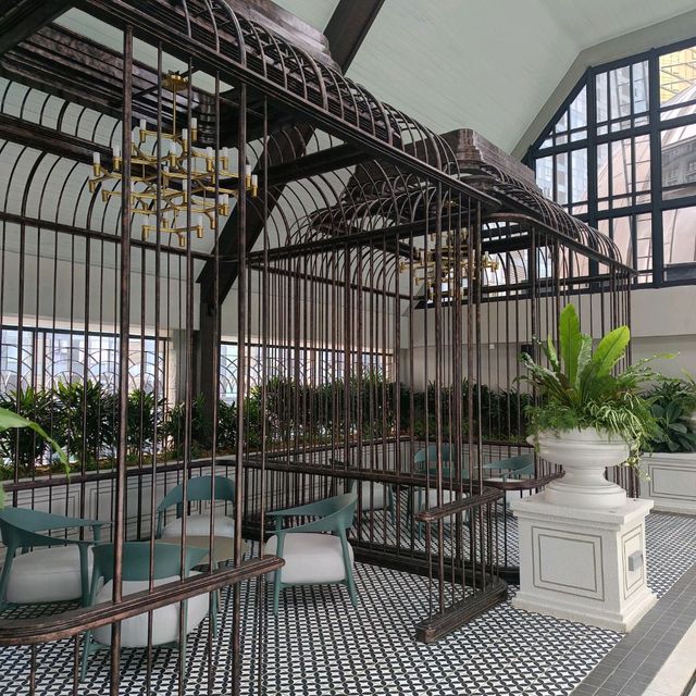 Paxtonz Mana-Mana Suites - vicarious NYC modern living in Empire Damansara. 