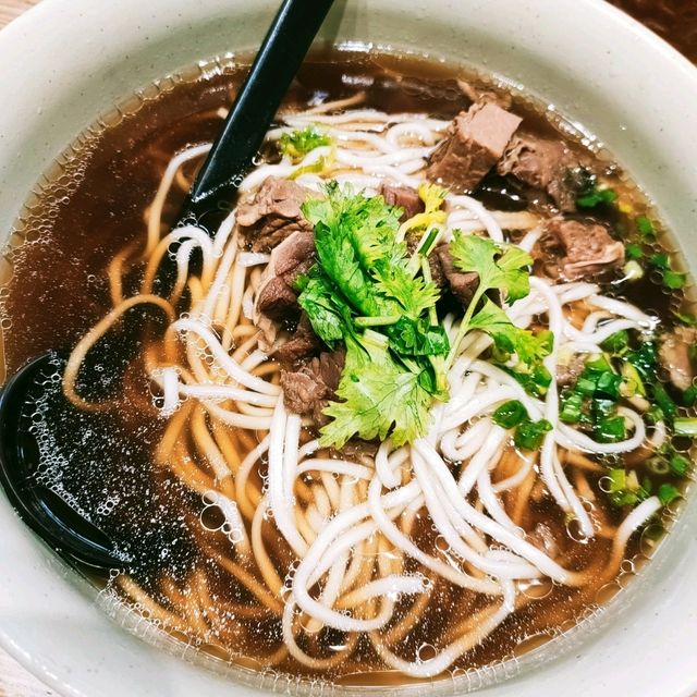 Chinese Fast Food : Mr Lee Beef Noodles King