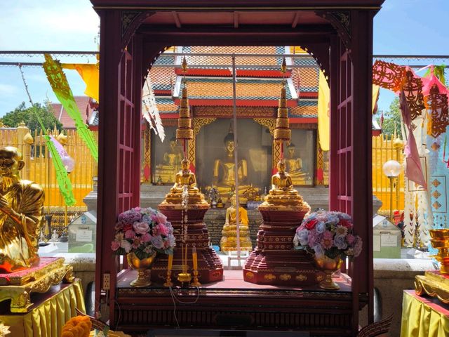 วัดพระธาตุหริภุญชัยวรมหาวิหาร  วัดพระธาตุหริภุญชัยวรมหาวิหาร