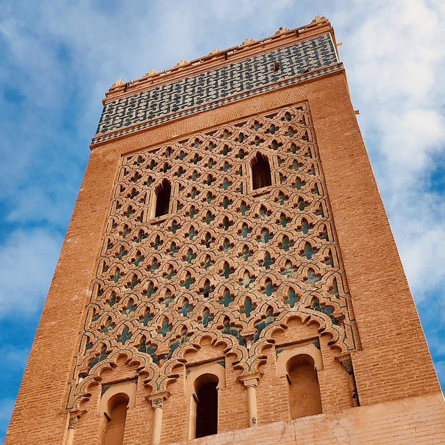 🌴✨ Solo Magic in the Ochre City: Marrakech – Where Ancient Alleys Meet Bohemian Chic 