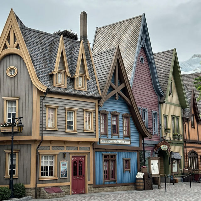 ปราสาทเอเรนเดล Disneyland Hong Kong 