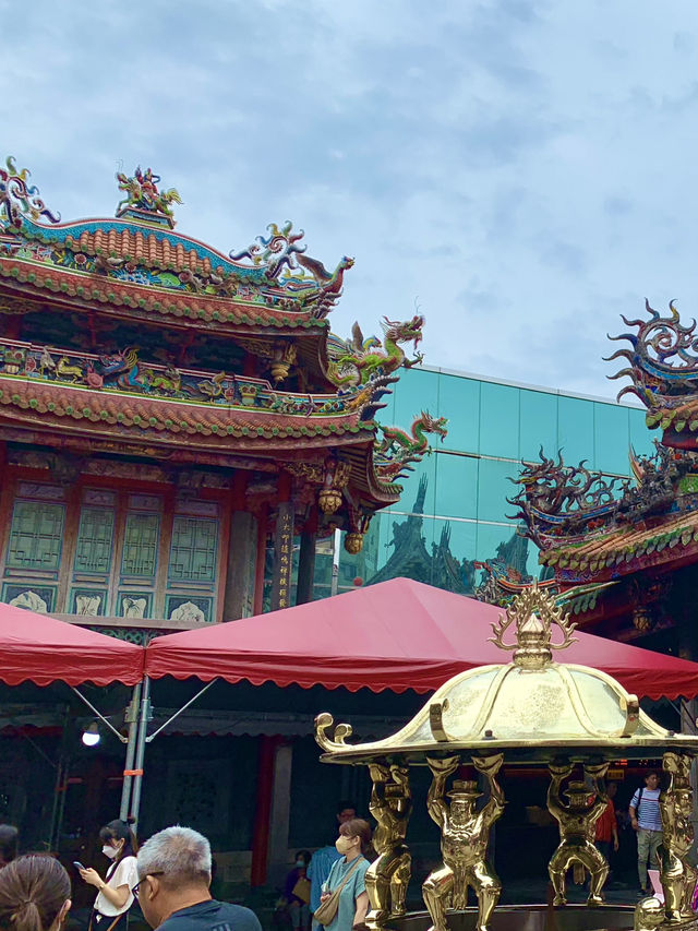 รีวิววัดหลงซานที่ไต้หวัน รีวิววัดหลงซานที่ไต้หวัน