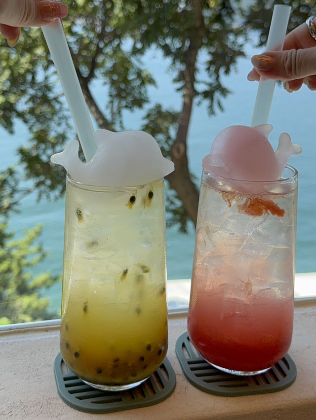 イルカの氷がかわいい影島カフェ