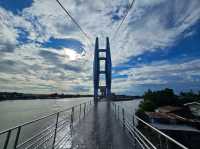 สะพานแขวนวัดใหญ่ (สะพานแขวนชมวิวแม่น้ำแม่กลอง)