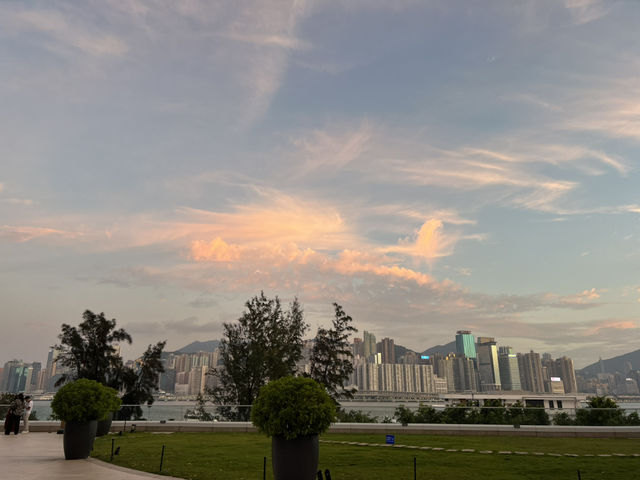 靚爆房間賞維港晴天美景