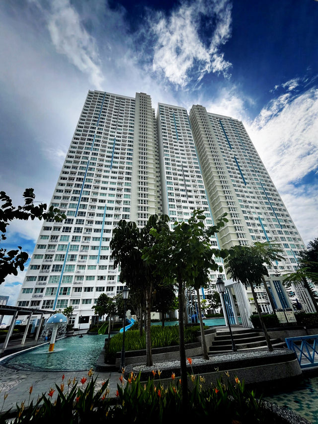 I-Santorini, Tanjung Tokong — Modern Living by the Coast