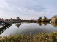 The Charm of a Water Town in Autumn