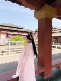 Walking Through Qin Palace in Hanfu