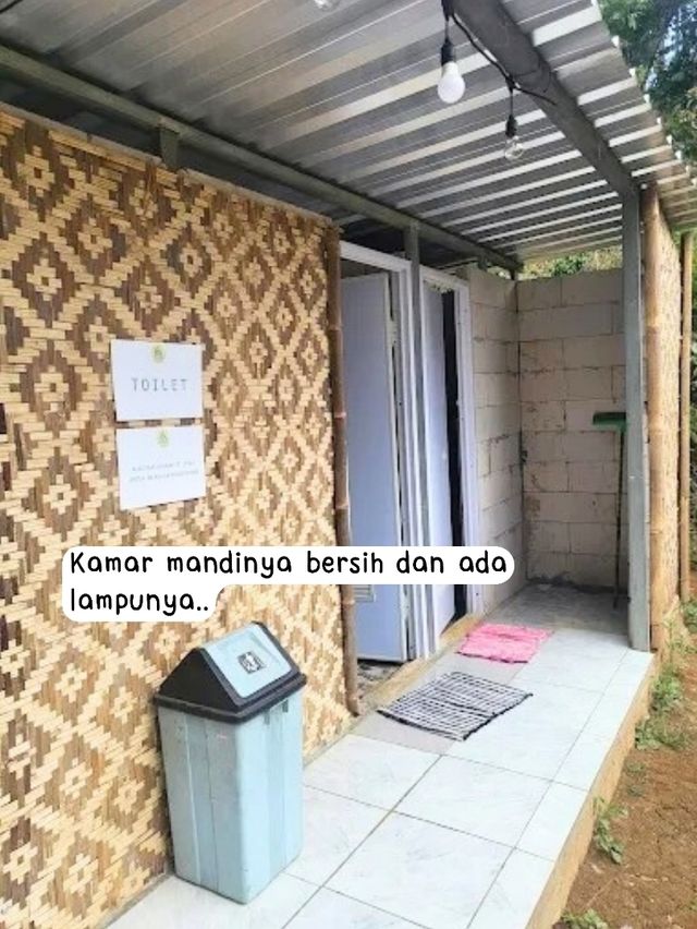 Camping pinggir sungai, lengkap tinggal bawa badan aja! 🏕️✨ Camping pinggir sungai, lengkap tinggal bawa badan aja! 🏕️✨