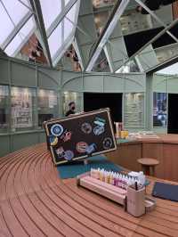 ✨✨✨루이비통의 역사를 훑어본 기분이였어요 ..