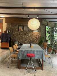 Proud Proud Proud Coffee — คาเฟ่สุดอบอุ่นกลางป่า