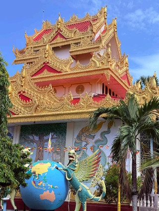檳城一條泰國與緬甸交會的街道