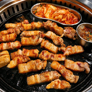 서귀포 서귀동 맛집)서귀포백돼지 - 올레시장 근처 제주돼지 백돼지 삼겹살 맛집 