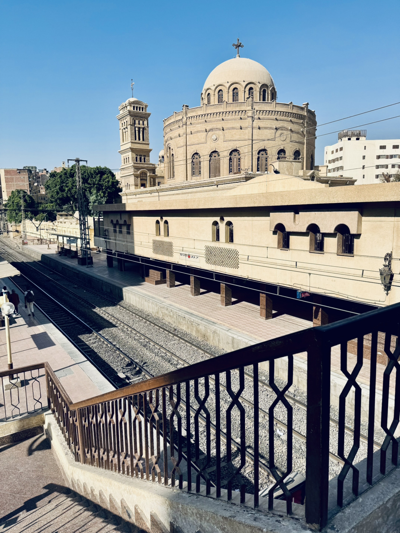 🇪🇬 坐沒有空調的開羅地鐵 到懸空教堂 難得的體驗🚇￼附上坐地鐵的詳細教學