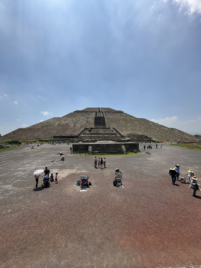 Teotihuacán – Where Gods Walked Among Pyramids