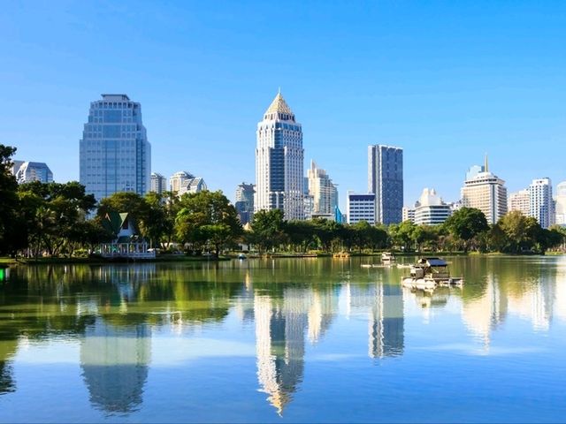 Lumpini Park: the destination for sport, nature lovers, and families!