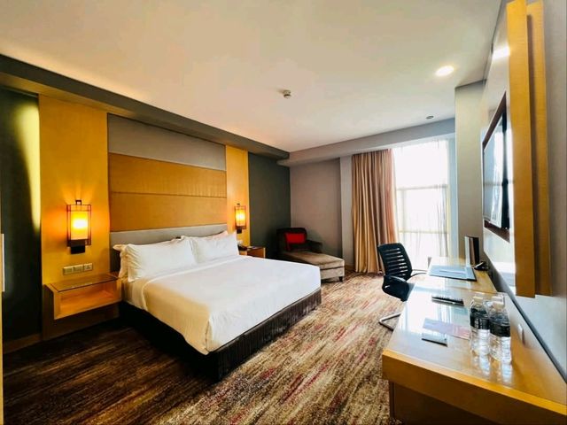 “The Waterfront Hotel Kuching: Where Heritage Meets Contemporary Luxury”