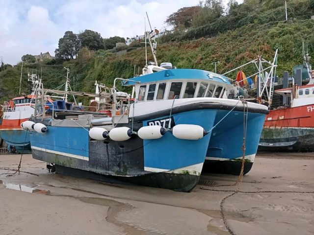 A walk around the harbour Ifracombe Devon 