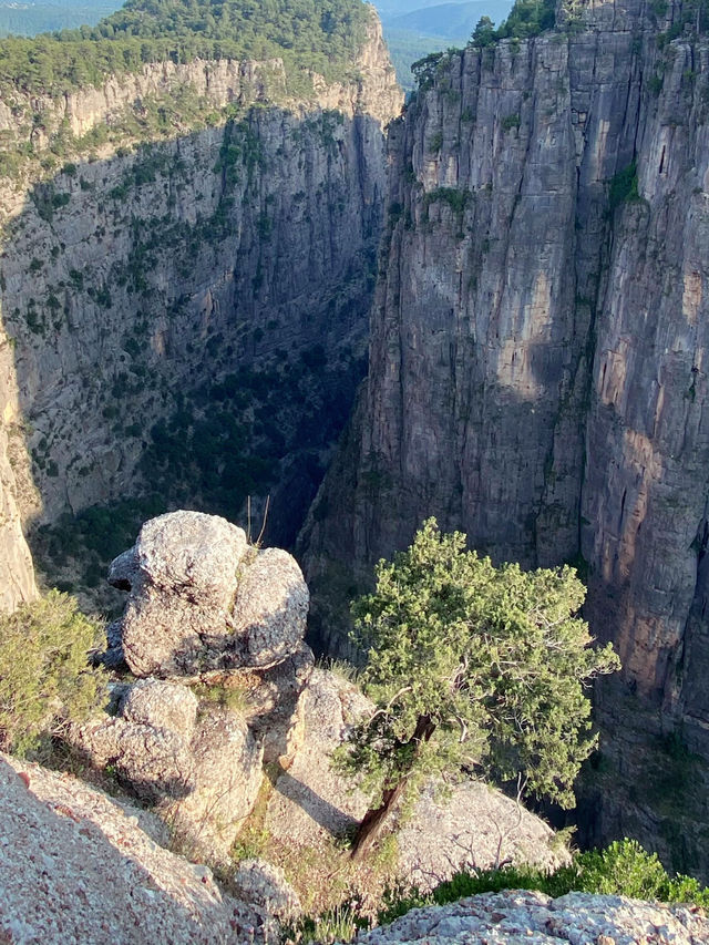Tazi Canyon: Beauty from Above 🌄