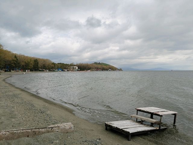 Lakefront Serenity⛰️