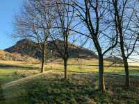 Holyrood Park | Climbing to the highest point in Edinburgh