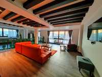 The Kathmandu Guest House, which carries the memories of world travelers, is a must-visit hotel in Nepal.