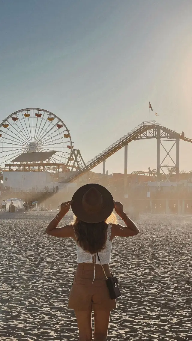 Santa Monica's Dilemma: Beach Stroll or Hollywood Hike?