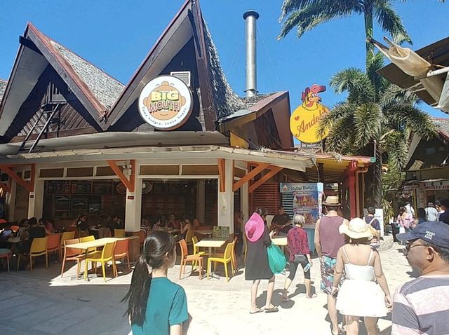 Outdoor Shopping Mall in Boracay🇵🇭