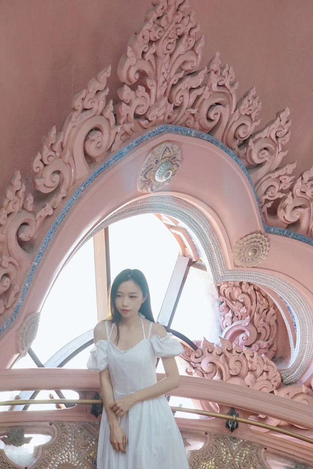 曼谷不能錯過，粉紅少女心三頭神象博物館