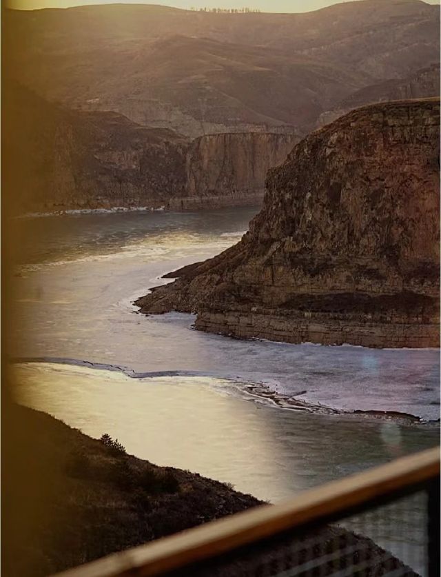 黃河懸崖邊‖安靜地感受大峽谷的氣韻！