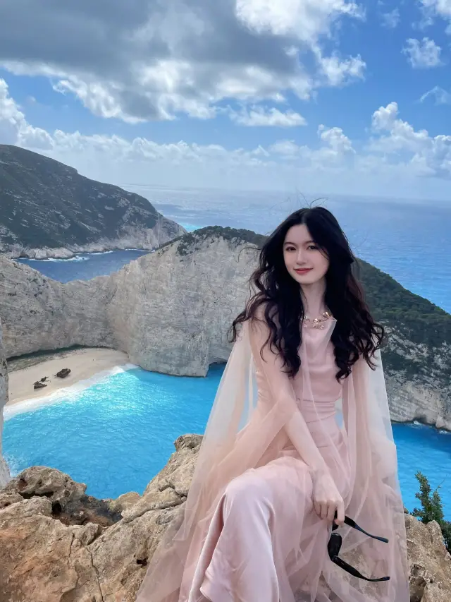 Greece | One-Day Tour Guide to the Most Beautiful Islands Featured in Korean Dramas